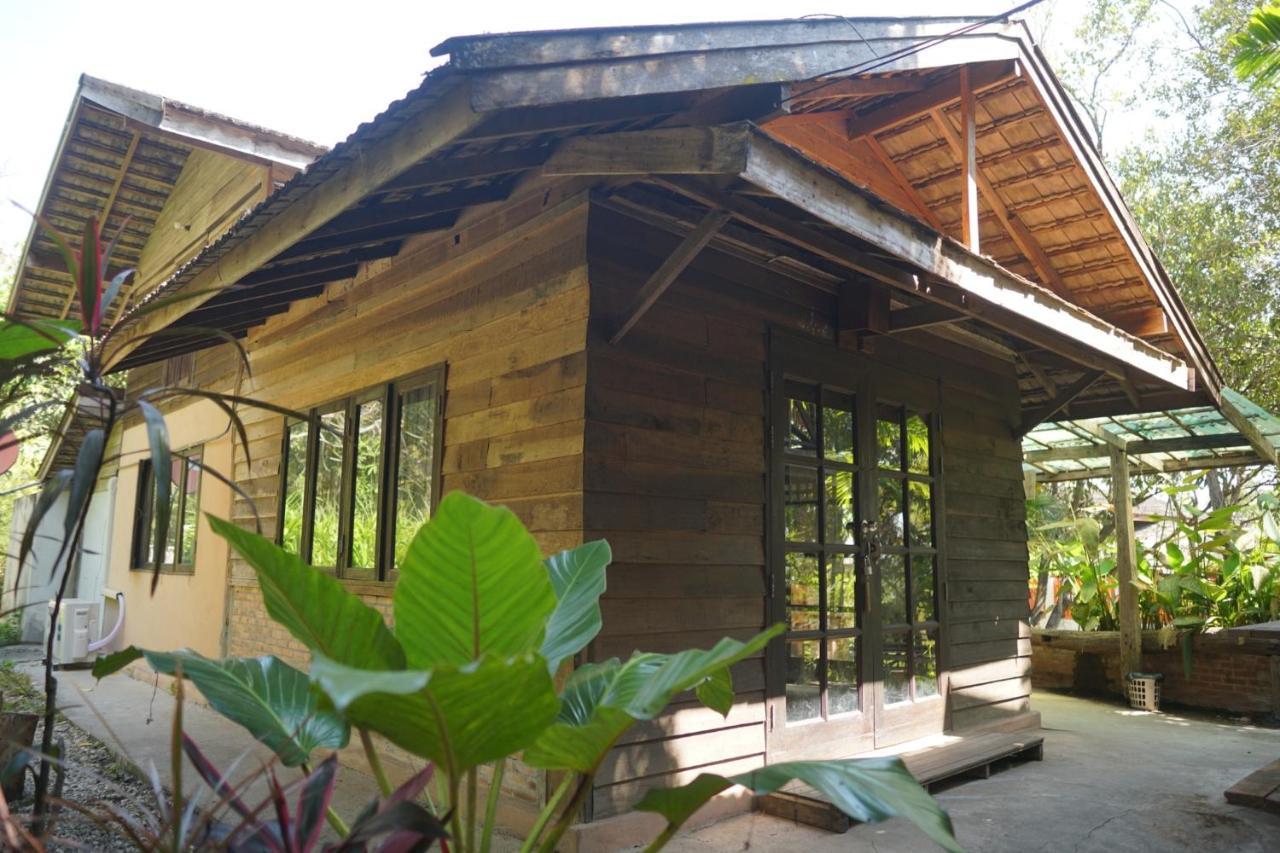 Tongluang Inthanon Homestay โต้งหลวงอินทนนท์โฮมสเตย์ Chom Thong Extérieur photo