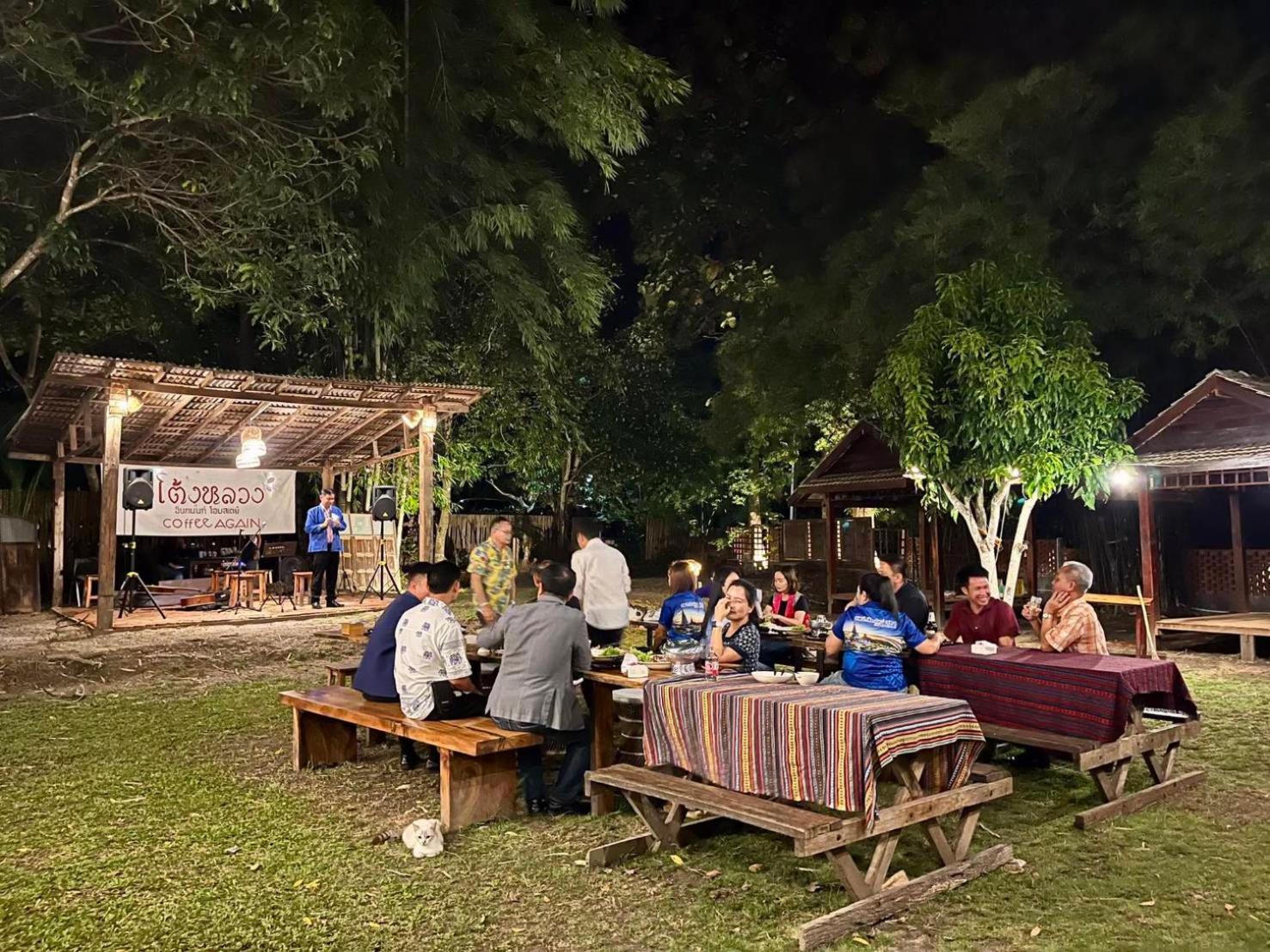 Tongluang Inthanon Homestay โต้งหลวงอินทนนท์โฮมสเตย์ Chom Thong Extérieur photo