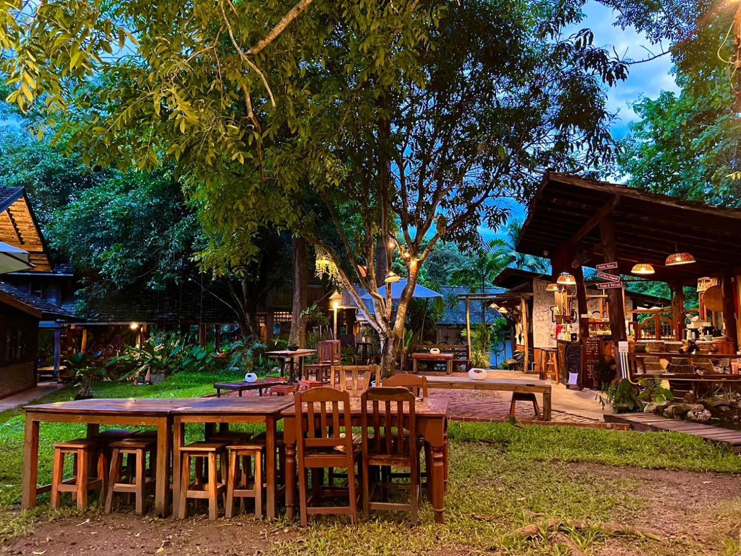 Tongluang Inthanon Homestay โต้งหลวงอินทนนท์โฮมสเตย์ Chom Thong Extérieur photo